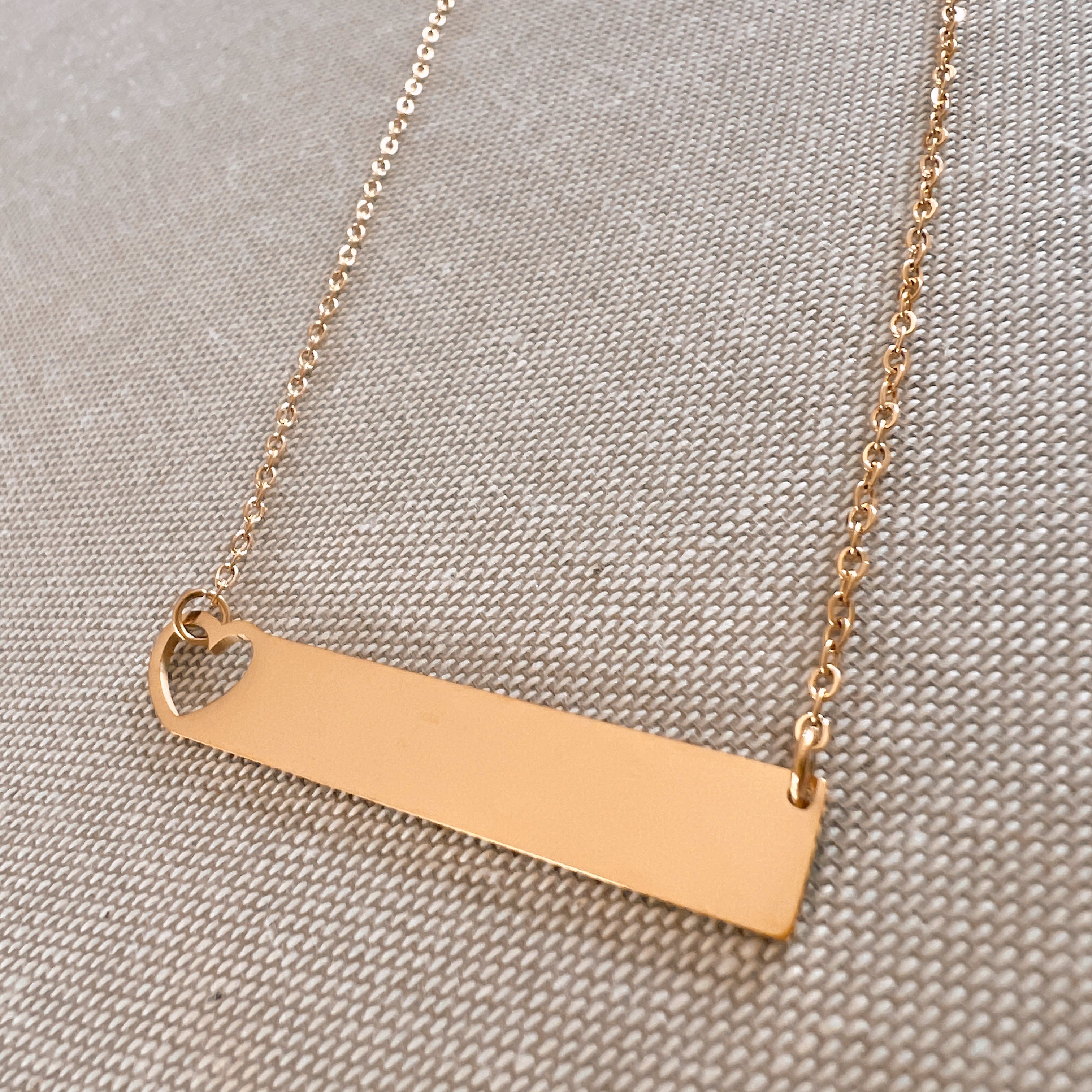 Heart Cut-Out Engraving Bar Necklace