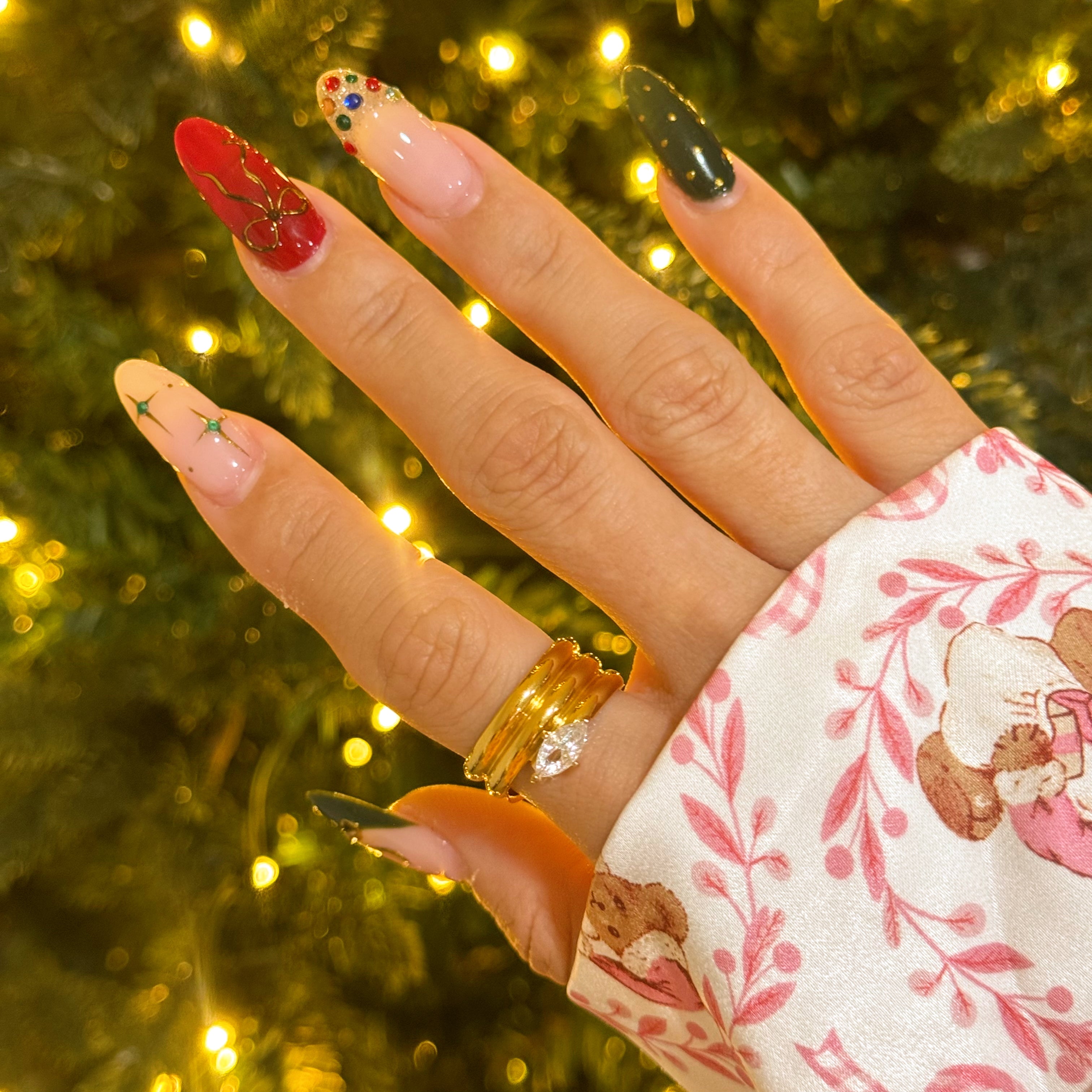 Mistletoe Marquise CZ Ring