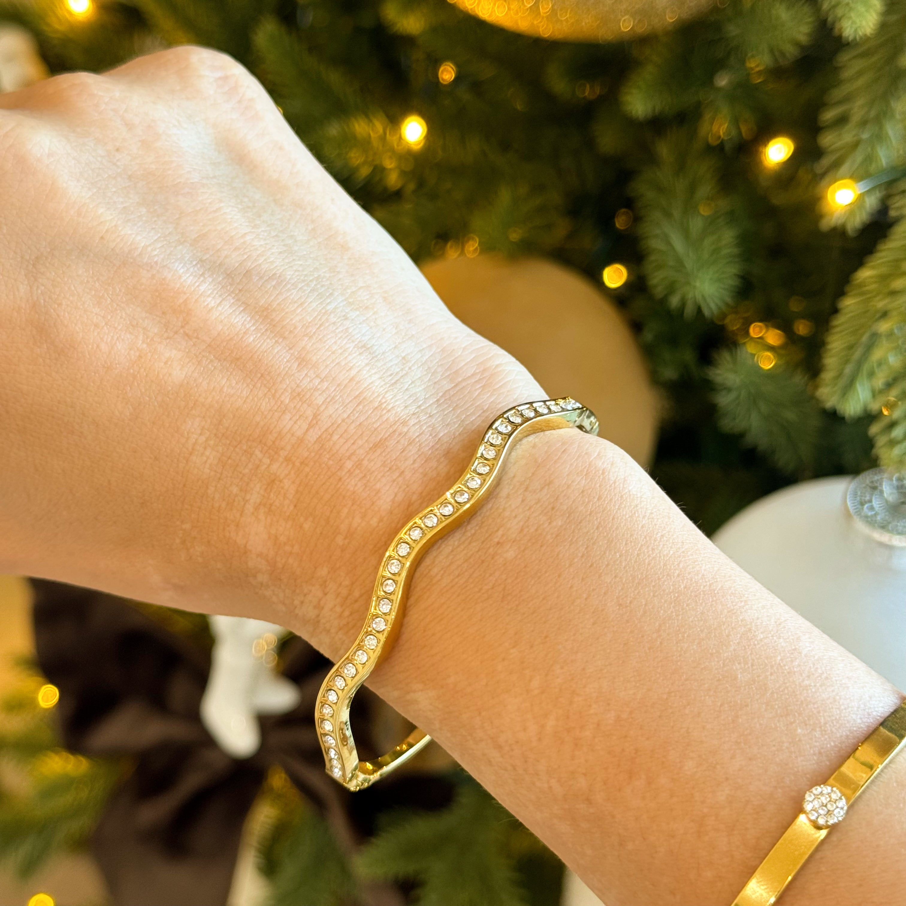 Frosty CZ Wavy Bangle