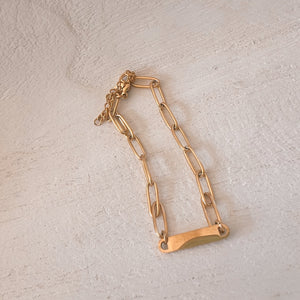 Paperclip Bar Engraving Bracelet