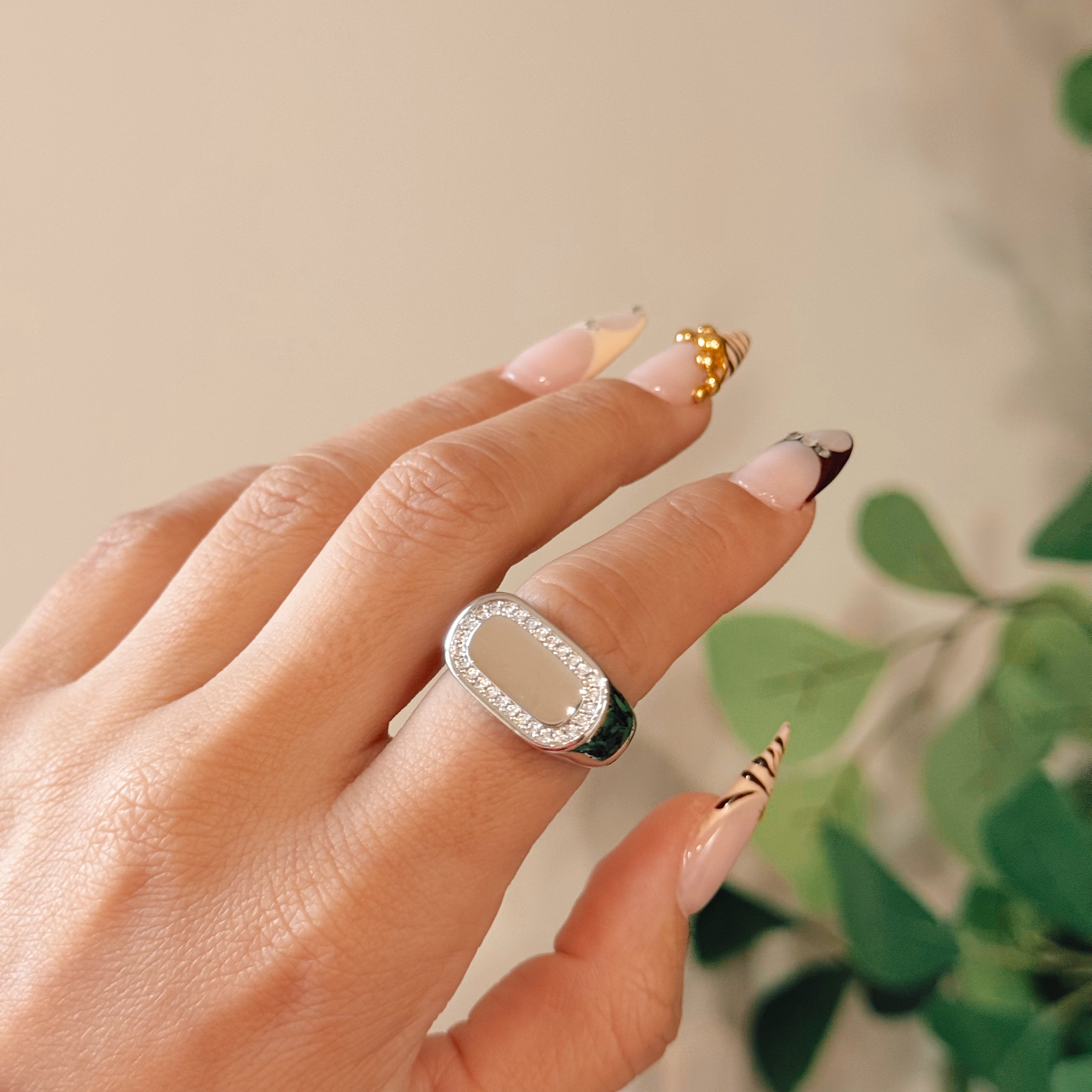 Engraving Signet Ring