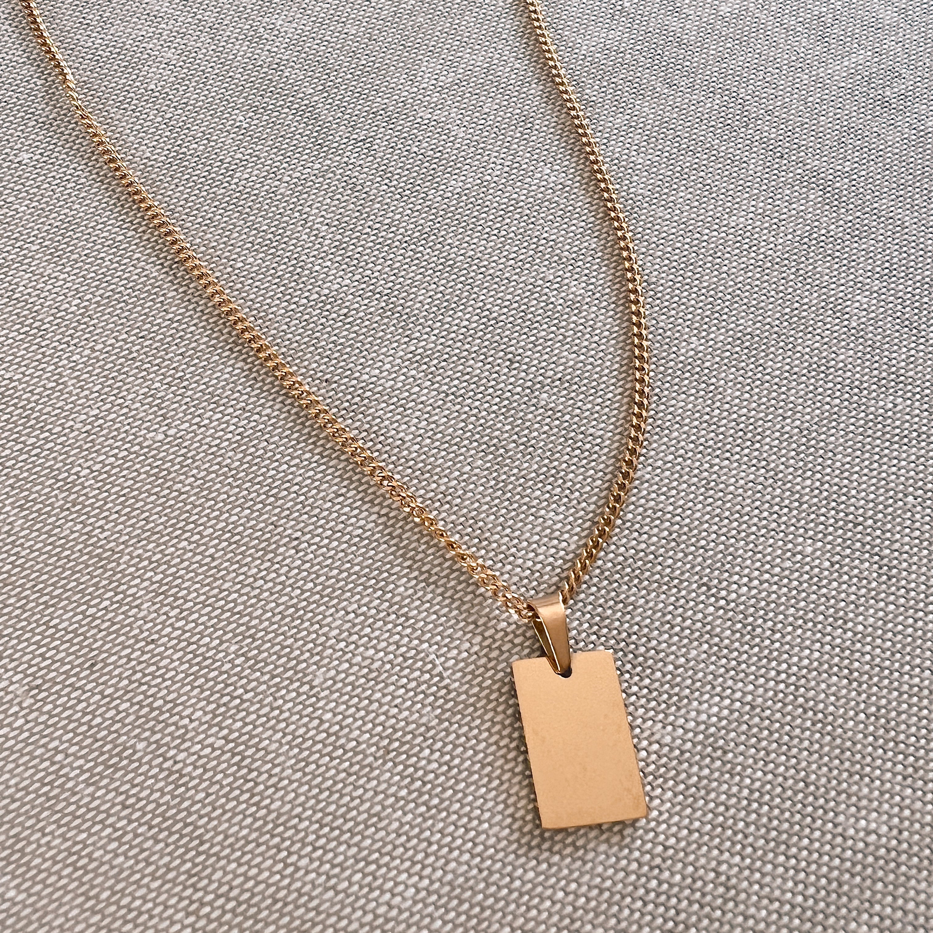 Rectangle Engraving Necklace