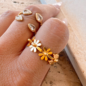 Blooming Daisy Ring