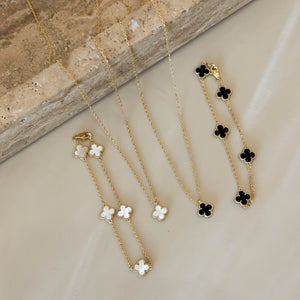 Mini Clover or Necklace