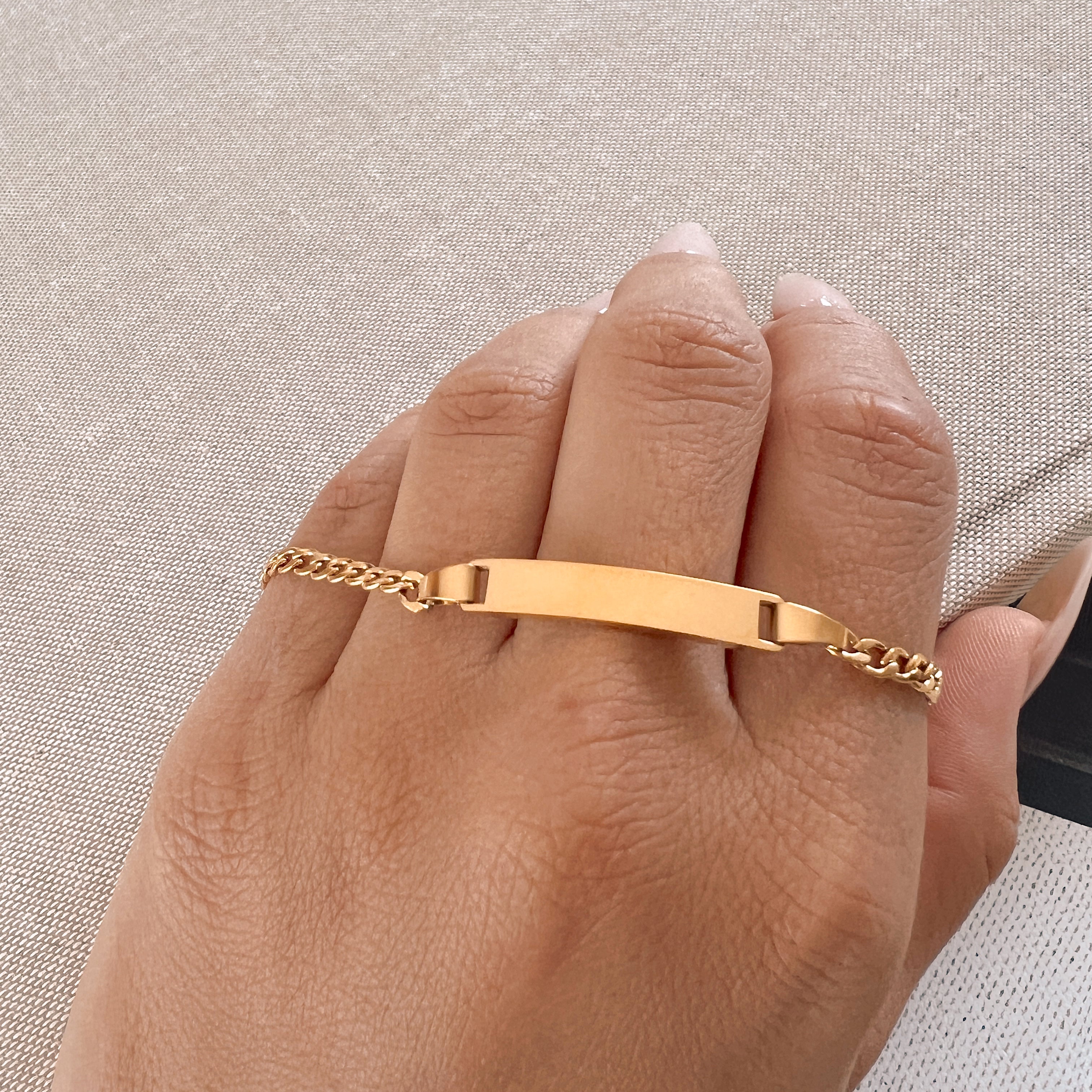 Micro-Mini Cuban Link Bar Engraving Bracelet